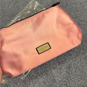 Gucci satin cosmetic beauty bag pouch New beige pink